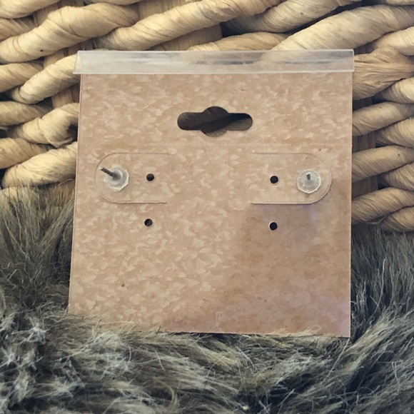 Vintage brass green enamel pierced earrings - Picture 2 of 4